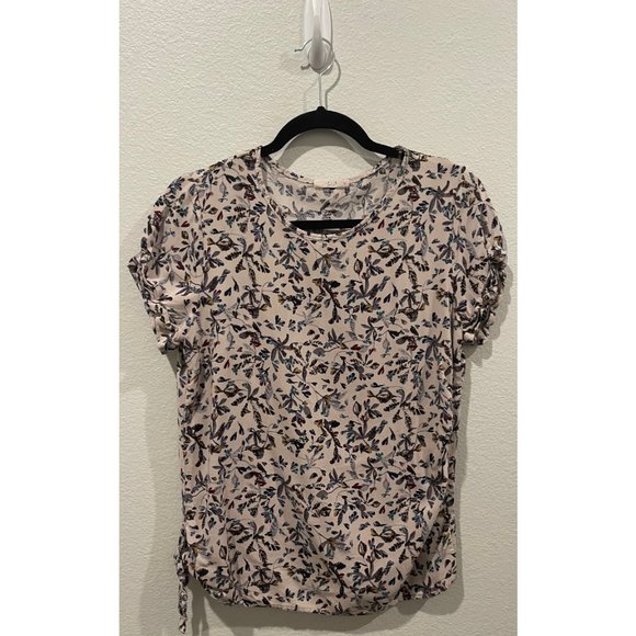 LE LIS Beige Leaves Short Sleeve Blouse - Picture 1 of 5